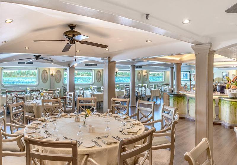 Dining & Entertainment